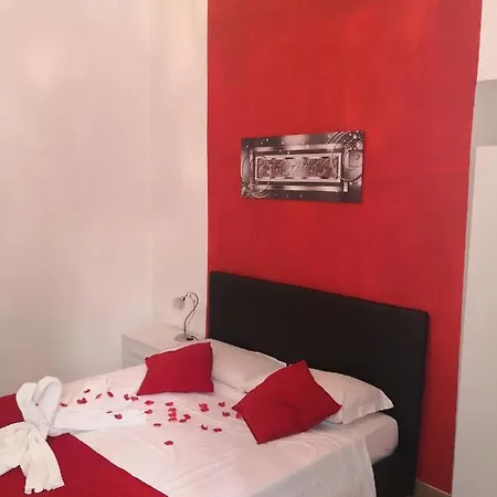Trastevere Four Seasons Glorioso